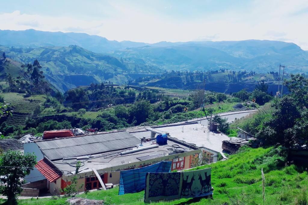 Hostal Doña Clarita Chugchilán Exterior foto