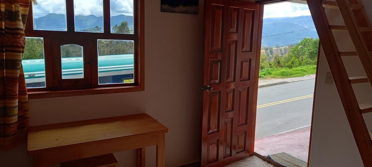 Hostal Doña Clarita Chugchilán Exterior foto