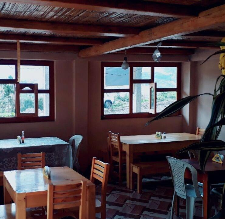 Hostal Doña Clarita Chugchilán Exterior foto